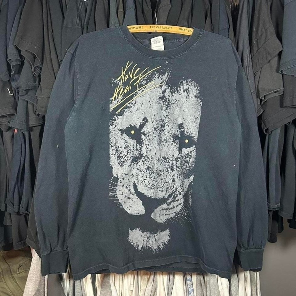 Vintage 2006 have heart rare Y2K long sleeve tiger tour tee Size M